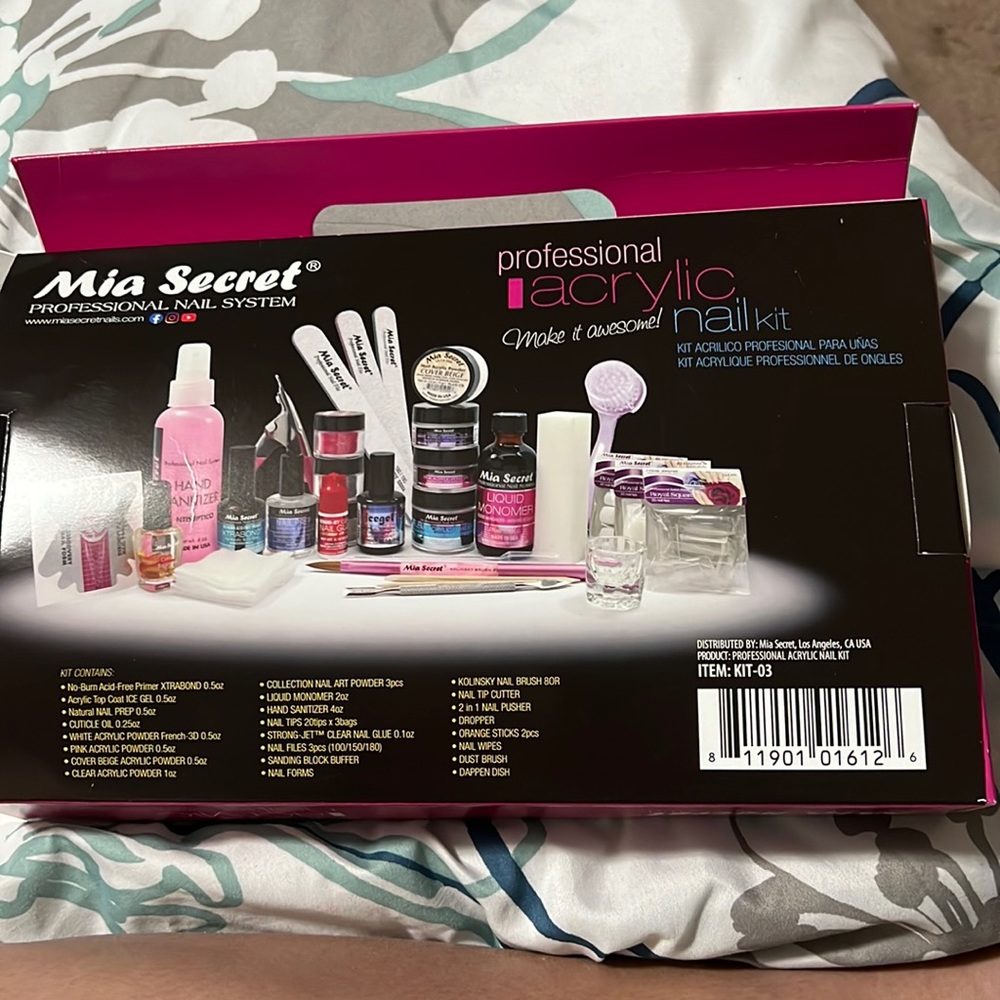 Brand new Mia secret professional acrylic nail kit